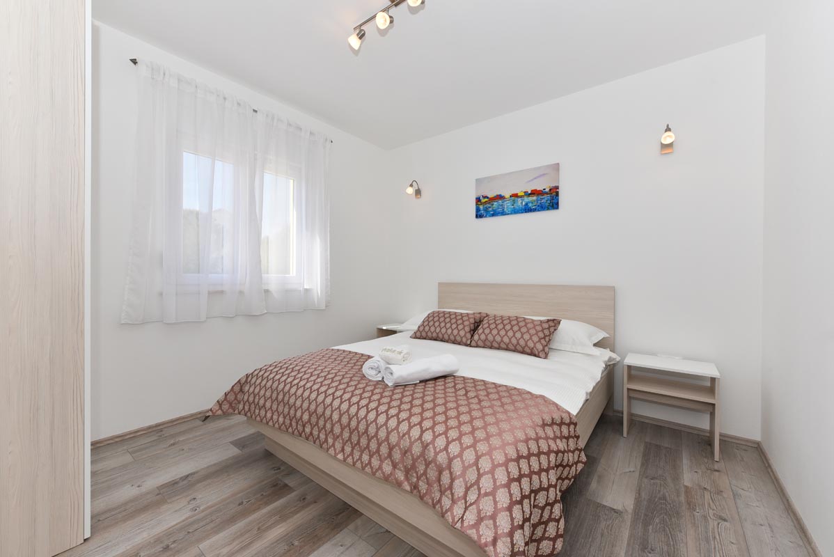 Private accommodation apartments Vrsi