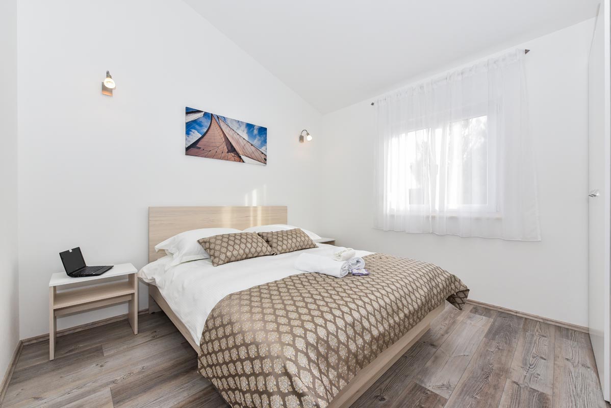 Private accommodation apartments Vrsi