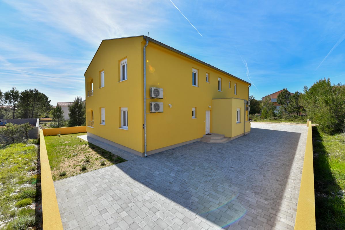 Private accommodation apartments Vrsi